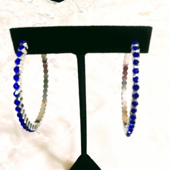 WATCH, BRACELET & HOOP EARRINGS SET*STRADA*BLUE BAND*BLUE AUSTRIAN CRYSTALS. - Picture 9 of 16